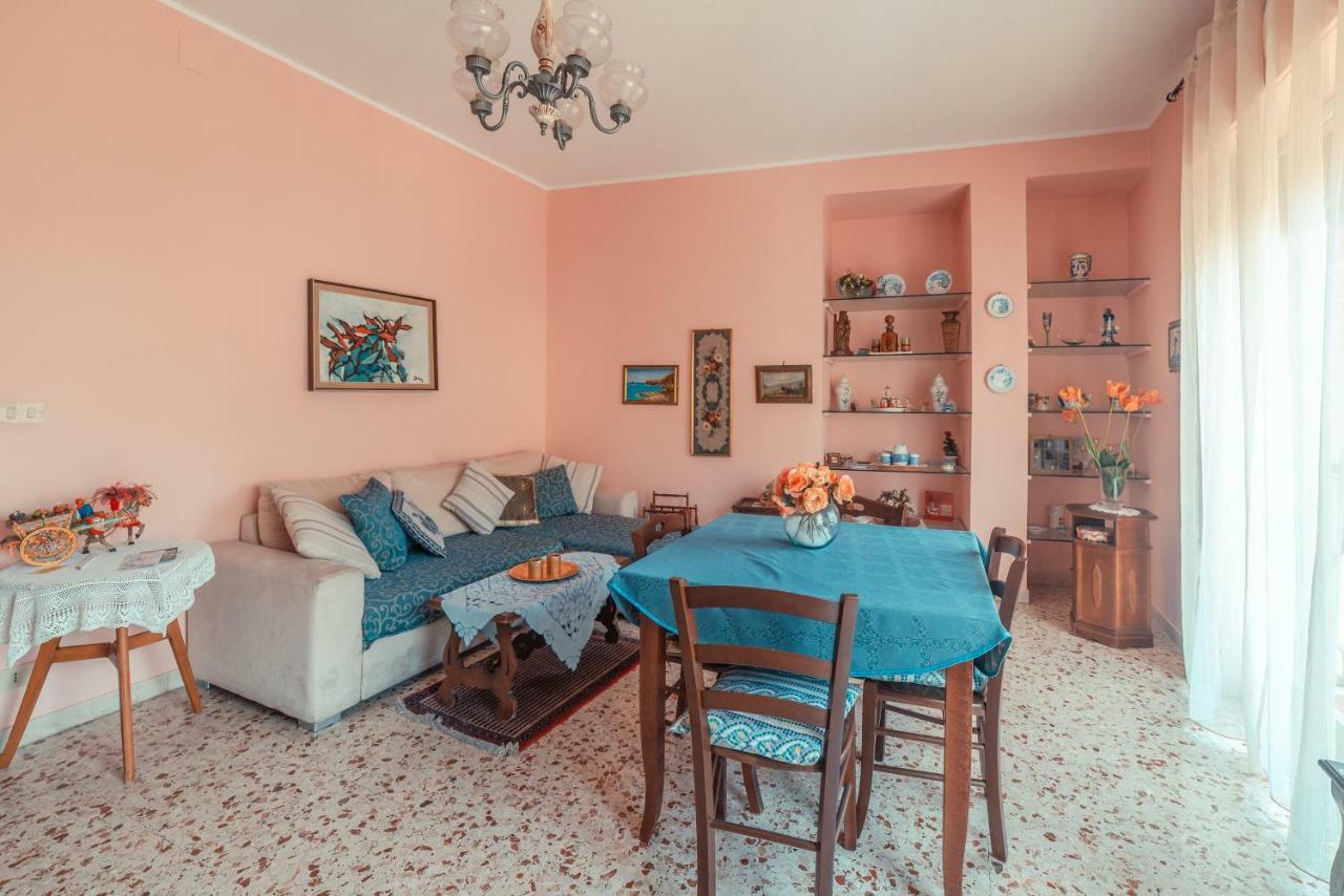 Theokles Apartment تاورمينا المظهر الخارجي الصورة