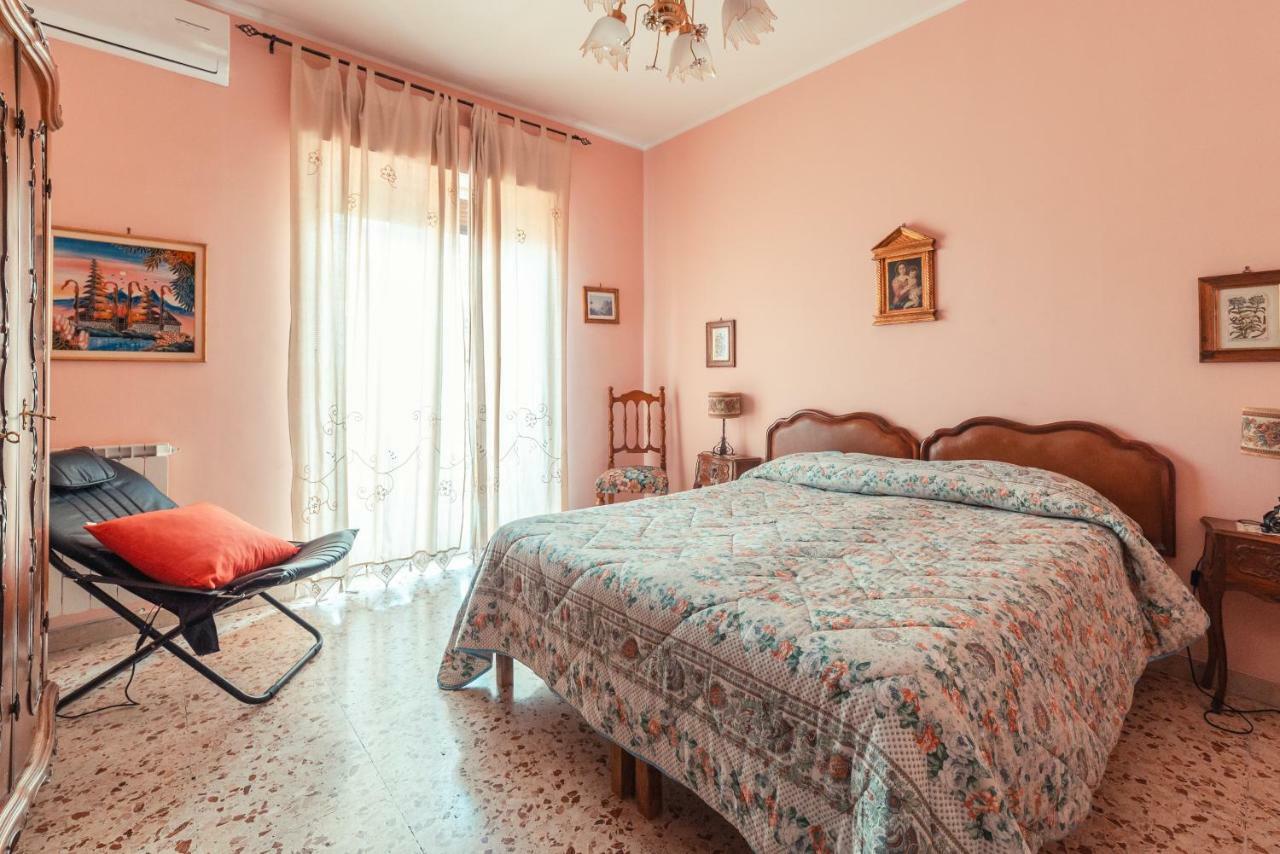 Theokles Apartment تاورمينا المظهر الخارجي الصورة