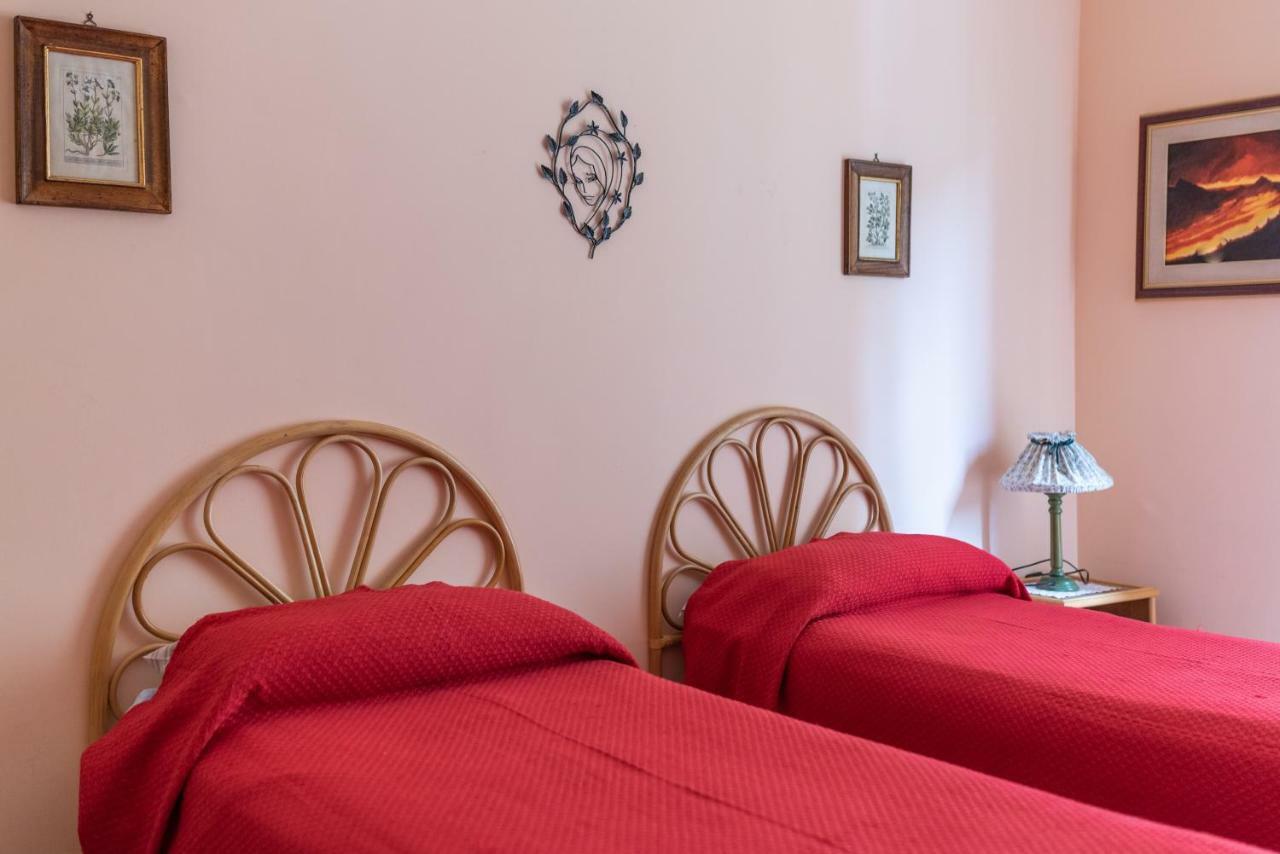 Theokles Apartment تاورمينا المظهر الخارجي الصورة